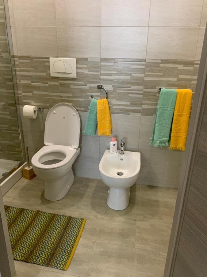 Nuovissimo Appartamento Indipendente Al Centro !! Catania Ngoại thất bức ảnh